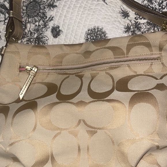 Golden brown Authentic Coach signature purse - Picture 8 of 9